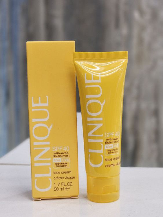 ضد آفتاب کلینیک SPF 40